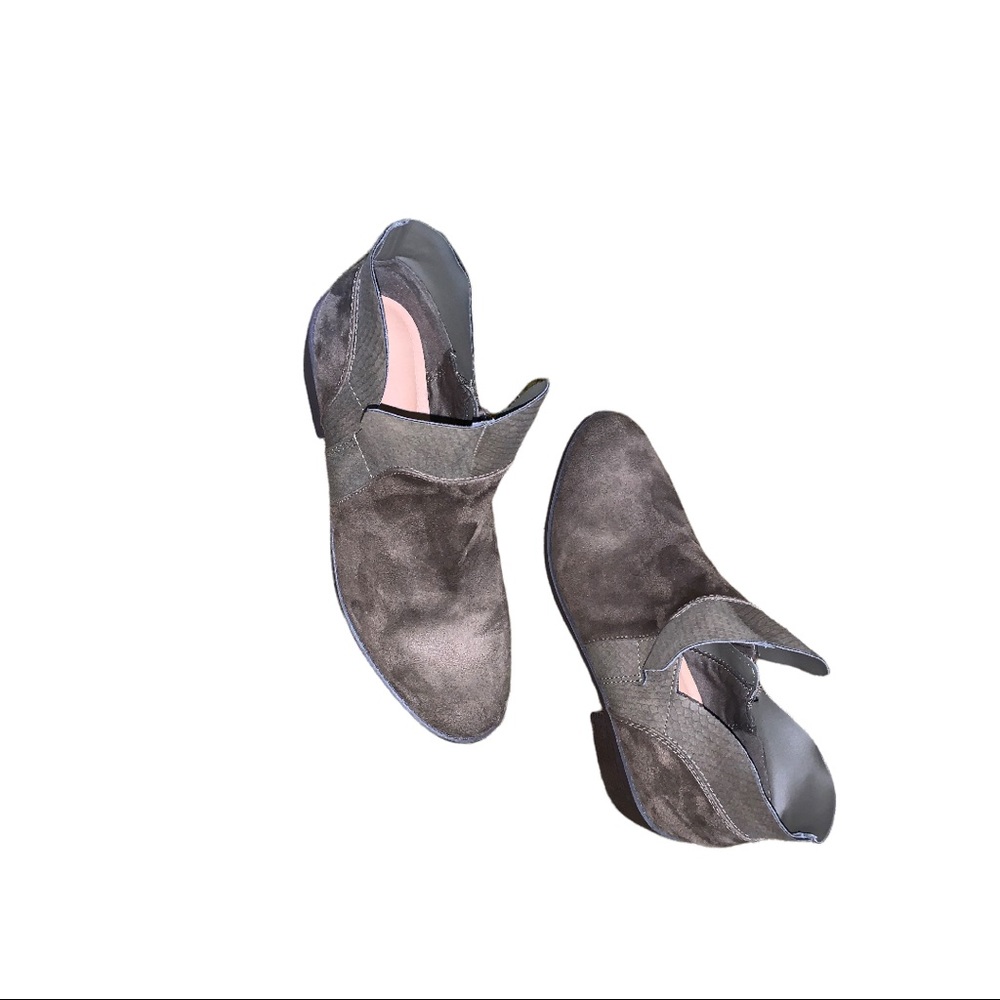C EST. 1946 Ankle Boots, Size 10